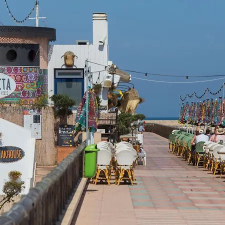 Marina Real Eli アパート